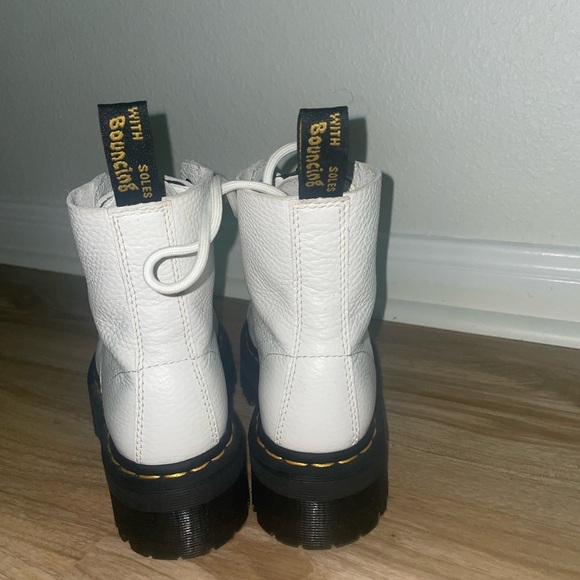 DR. MARTENS
White Sinclair Ankle Boots - Picture 4 of 6